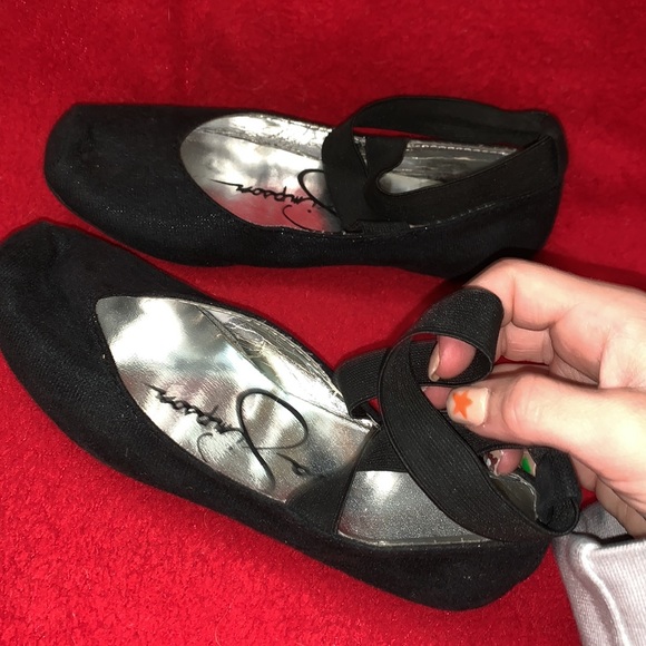 JESSICA SIMPSON KIDS BALLET STYLE SHOE - Picture 3 of 3